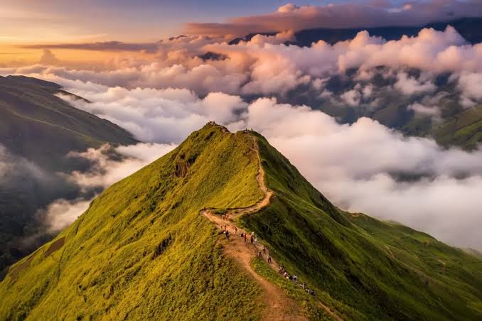 2 Days Chikmagalur Trip from Bangalore – Cab & Bus Package