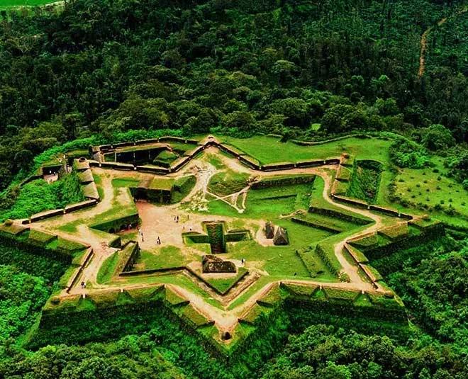2 Days Sakleshpur Trip from Bangalore – Cab & Bus Package